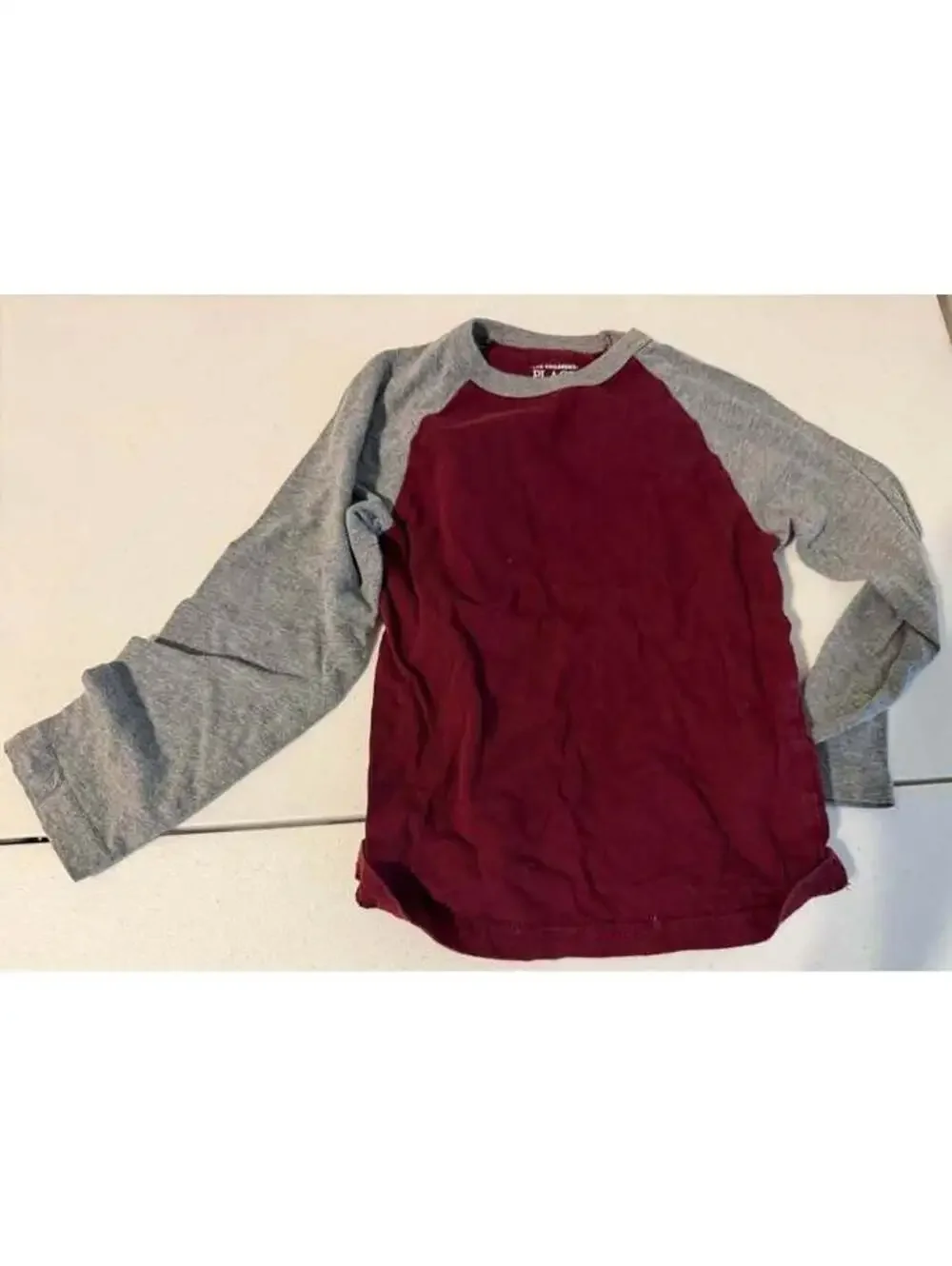 The Children's Place 2T 2-Piece Outfit Set